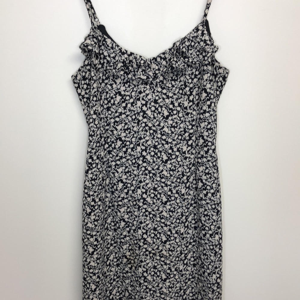 Urban Outfitters Angelica Floral Ruffle Midi Dress Black Cream Size Medium - Picture 5 of 12